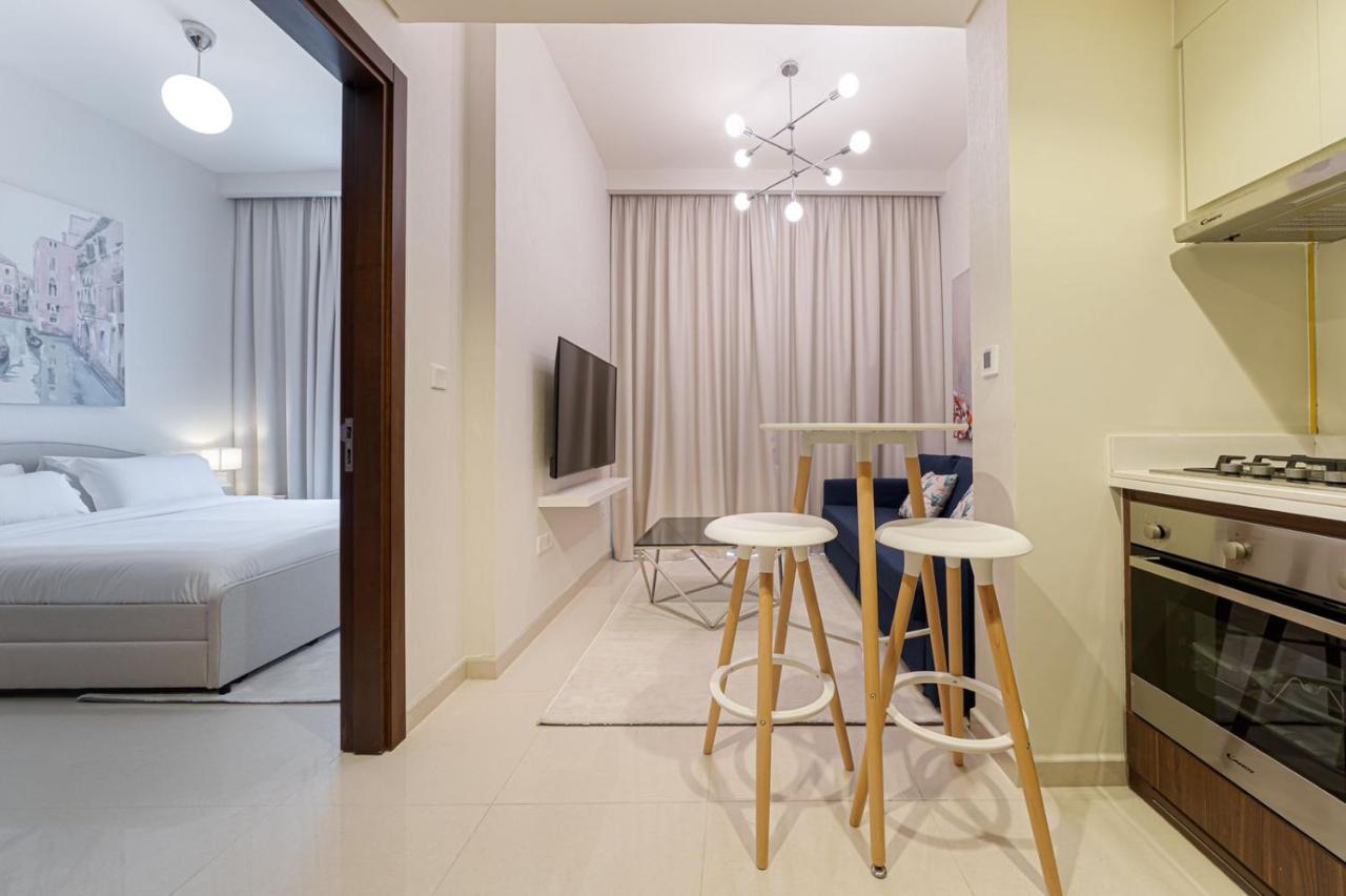 דובאי Alluring 1 Bd Apartment In Business Bay With Burj Khalifa View מראה חיצוני תמונה